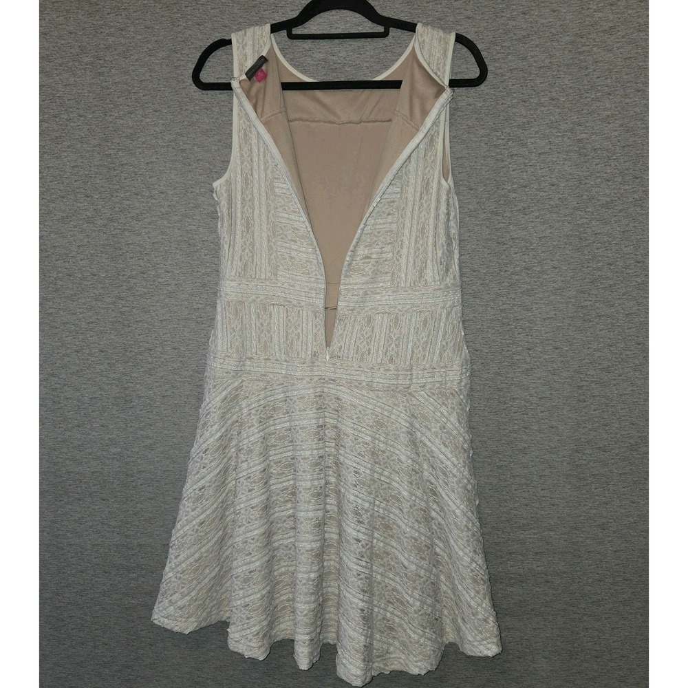 Vince Camuto Lace Mini Dress Women's Medium Sleeveless Fit & Flare Anthropologie - Picture 8 of 8